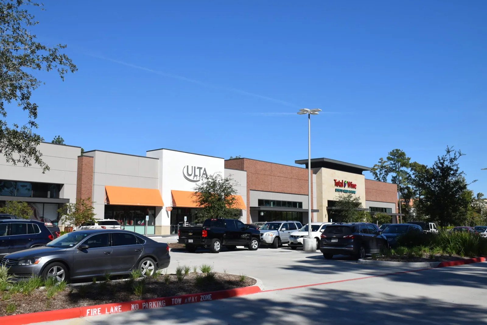 Shopping Center and Strip Retail Roofing in Clearwater, FL